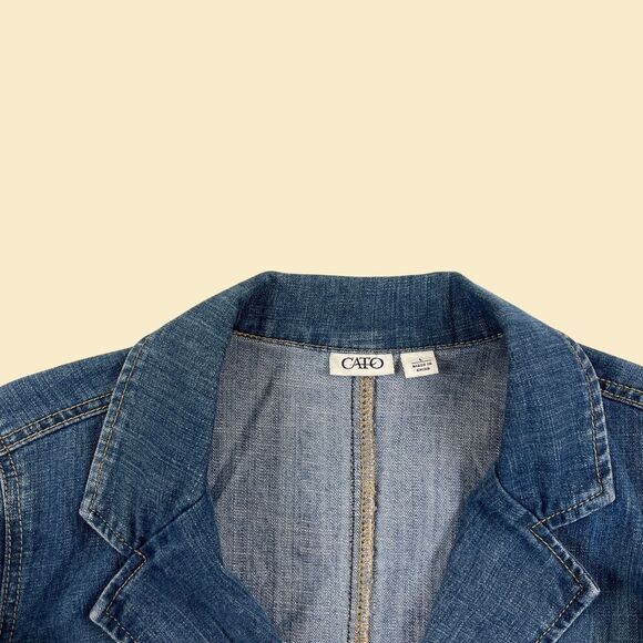 Y2K L denim jacket by Cato, vintage 2000s cropped womens jean jacket - Picture 5 of 9